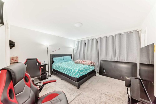 15021 1 Street Nw, Calgary, AB - Indoor Photo Showing Bedroom