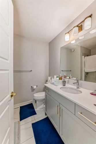 15021 1 Street Nw, Calgary, AB - Indoor Photo Showing Bathroom