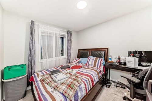 15021 1 Street Nw, Calgary, AB - Indoor Photo Showing Bedroom