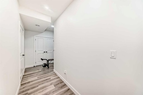 15021 1 Street Nw, Calgary, AB - Indoor Photo Showing Other Room