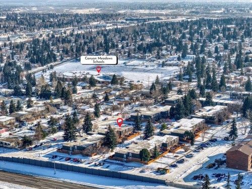 125-330 Canterbury Drive Sw, Calgary, AB - Outdoor With View