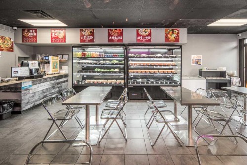 2111 Centre Street Nw, Calgary, AB 