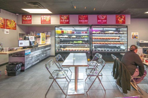 2111 Centre Street Nw, Calgary, AB 