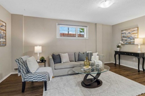 2001 46 Street Se, Calgary, AB 