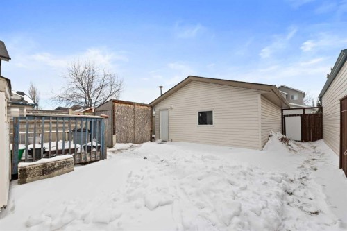 101 Taravista Crescent, Calgary, AB - Outdoor With Exterior