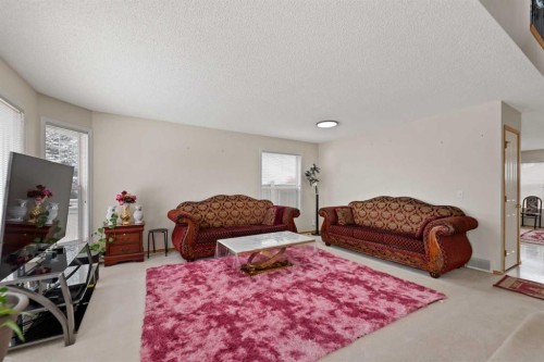 101 Taravista Crescent, Calgary, AB - Indoor Photo Showing Bedroom