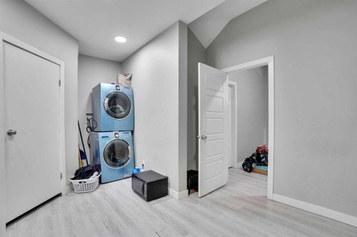 141 Saddlecrest Close Ne, Calgary, AB - Indoor Photo Showing Laundry Room
