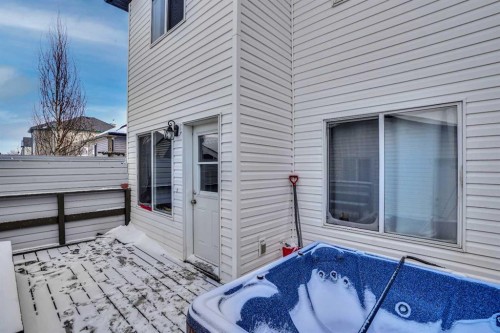 141 Saddlecrest Close Ne, Calgary, AB - Outdoor