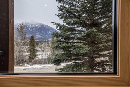 104 Rummel Place, Canmore, AB -  Photo Showing Other Room