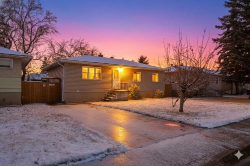 2219 41 Street Se, Calgary, AB - Outdoor