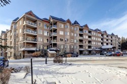 209-10 Discovery Ridge Close SW Calgary, AB T3H 5X3