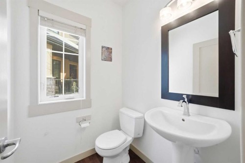 428 Aspen Glen Place Sw, Calgary, AB - Indoor Photo Showing Bathroom