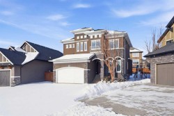 428 Aspen Glen Place SW Calgary, AB T3H 0E9