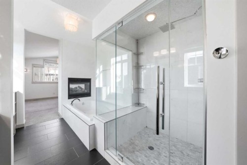 428 Aspen Glen Place Sw, Calgary, AB - Indoor Photo Showing Bathroom