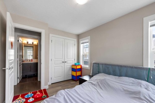 201-2300 Evanston Square Nw, Calgary, AB - Indoor Photo Showing Bedroom