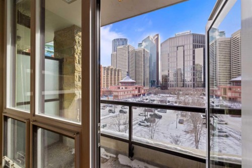 521-222 Riverfront Avenue Sw, Calgary, AB -  Photo Showing Other Room