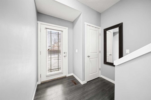 15 Copperpond Landing Se, Calgary, AB - Indoor Photo Showing Other Room