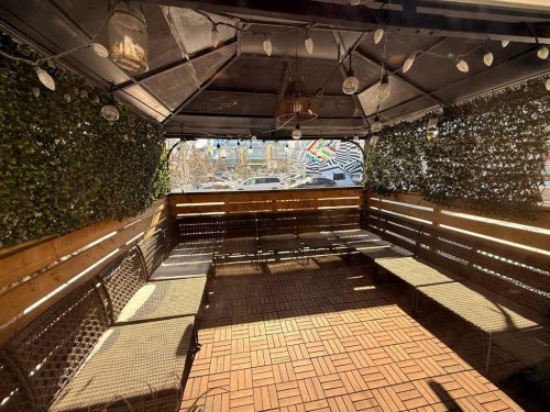 614 1 Avenue Ne, Calgary, AB 