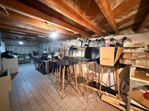 614 1 Avenue Ne, Calgary, AB 