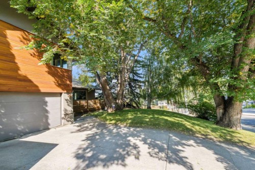 504 Crescent Boulevard Sw, Calgary, AB - Outdoor