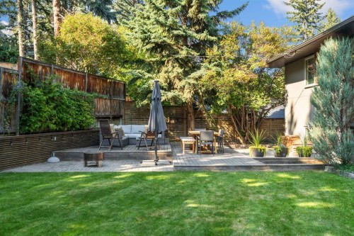 504 Crescent Boulevard Sw, Calgary, AB - Outdoor With Deck Patio Veranda