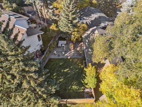 504 Crescent Boulevard Sw, Calgary, AB - Outdoor With View