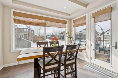 33 Quarry Heights Se, Calgary, AB 