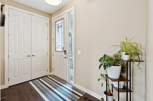 33 Quarry Heights Se, Calgary, AB 