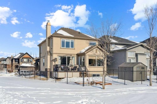 33 Quarry Heights Se, Calgary, AB 