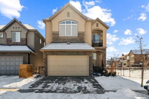 33 Quarry Heights Se, Calgary, AB 
