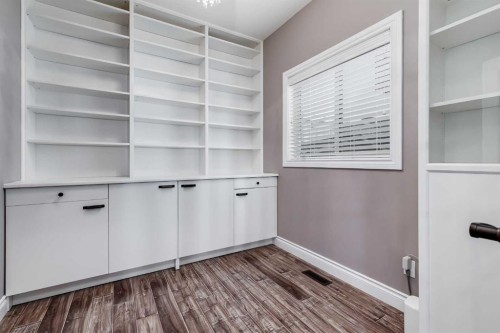 2144 Reunion Square, Airdrie, AB - Indoor