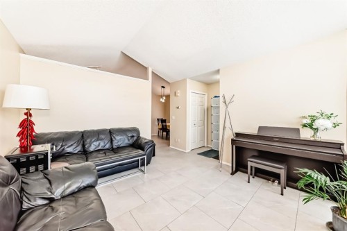 158 Somervale Close Sw, Calgary, AB 