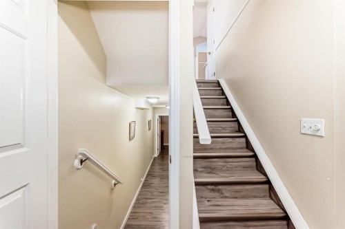 158 Somervale Close Sw, Calgary, AB 