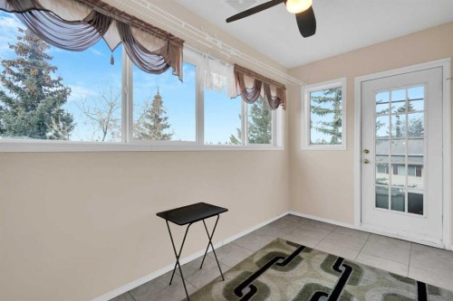 346-165 Manora Place Ne, Calgary, AB - Indoor Photo Showing Other Room
