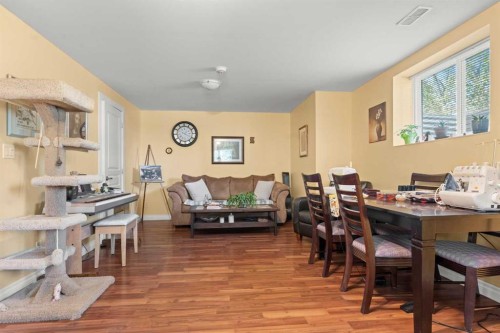 115 Dunham Lane, Diamond Valley, AB - Indoor