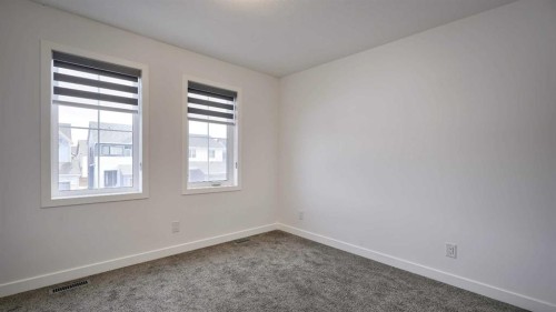 57 Willow Green Sw, Airdrie, AB - Indoor Photo Showing Other Room