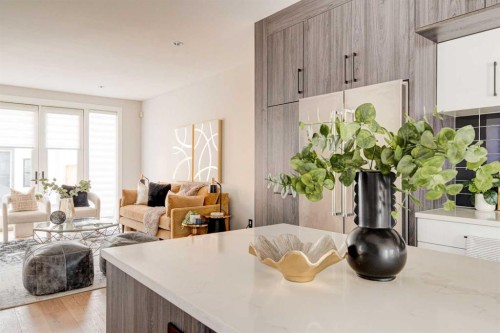 720 15 Street Nw, Calgary, AB - Indoor