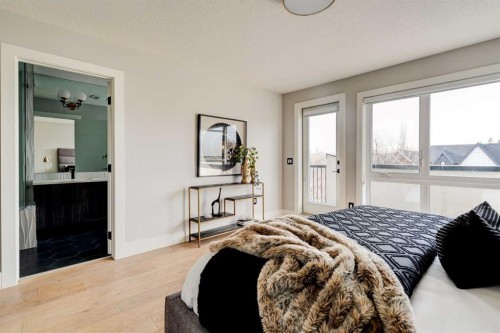720 15 Street Nw, Calgary, AB - Indoor Photo Showing Bedroom