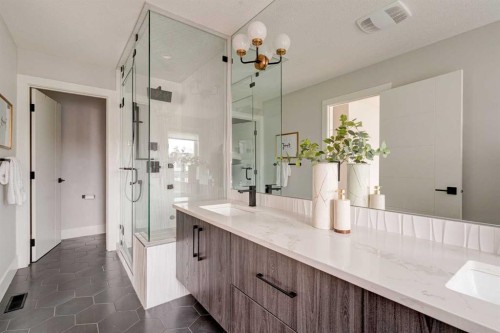 720 15 Street Nw, Calgary, AB - Indoor