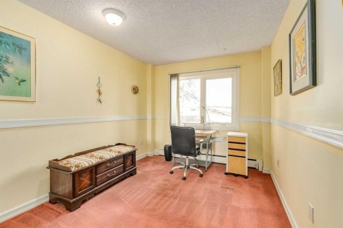 131-820 89 Avenue Sw, Calgary, AB - Indoor Photo Showing Office