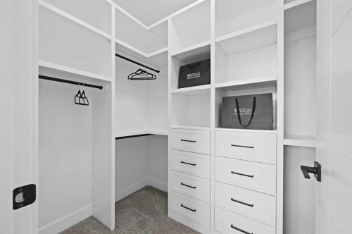 5011 21 Avenue Nw, Calgary, AB - Indoor With Storage