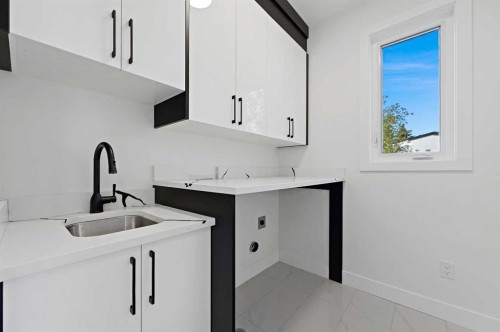 5011 21 Avenue Nw, Calgary, AB - Indoor