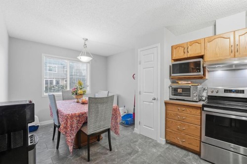 168 Copperfield Court Se, Calgary, AB - Indoor
