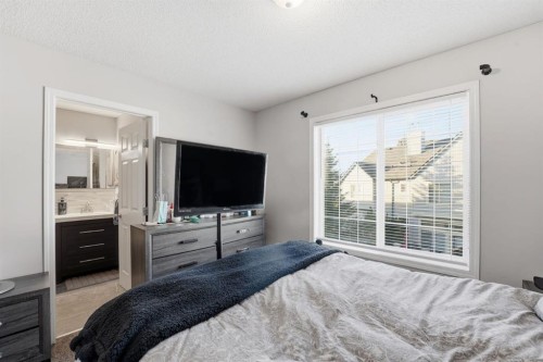 168 Copperfield Court Se, Calgary, AB - Indoor Photo Showing Bedroom