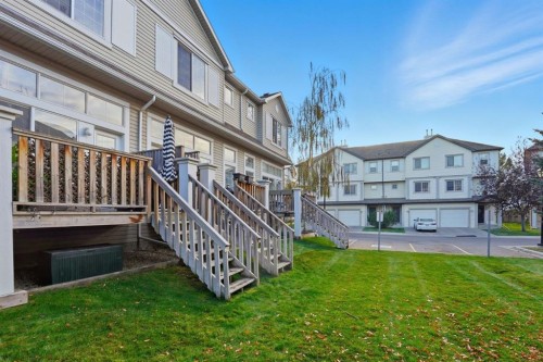 168 Copperfield Court Se, Calgary, AB - Outdoor