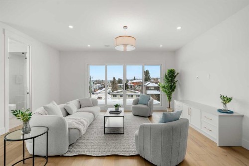 2401 4 Avenue Nw, Calgary, AB - Indoor Photo Showing Living Room