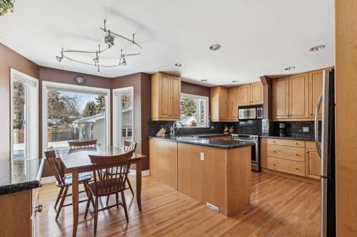 3347 Upton Place Nw, Calgary, AB - Indoor