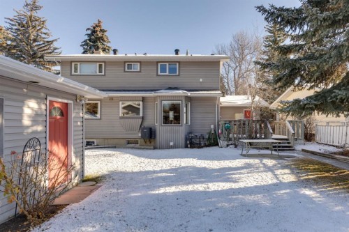 3347 Upton Place Nw, Calgary, AB - Outdoor