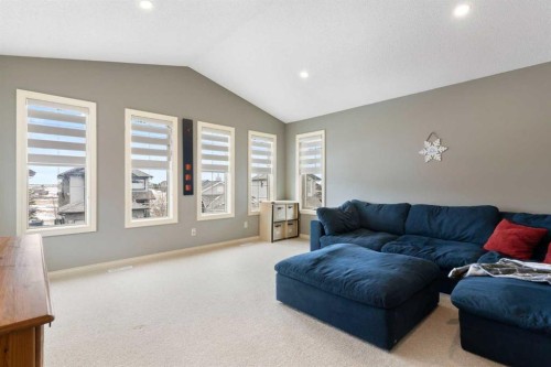 52 Glensummit Close, Cochrane, AB - Indoor Photo Showing Living Room