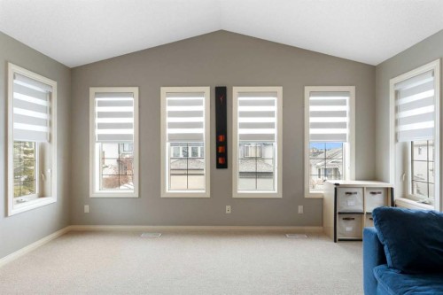 52 Glensummit Close, Cochrane, AB - Indoor Photo Showing Other Room